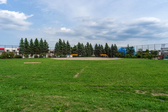 Shiroishihigashi Park