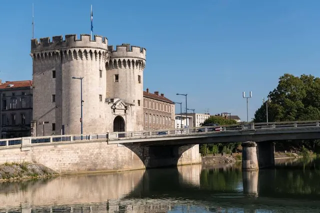 Porte Chaussée (the Road Gate)