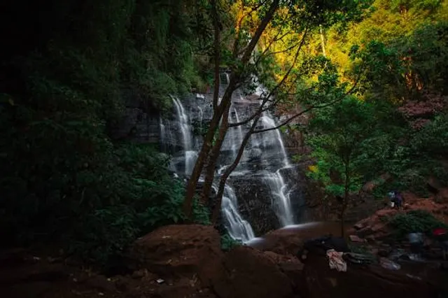 Jhari Waterfall