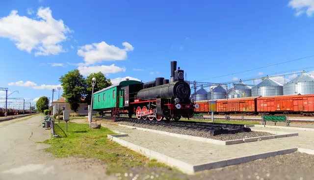 Muzey-Vahon Zluky Unr Ta Zunr