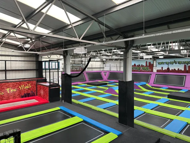 Sky High Trampoline Park