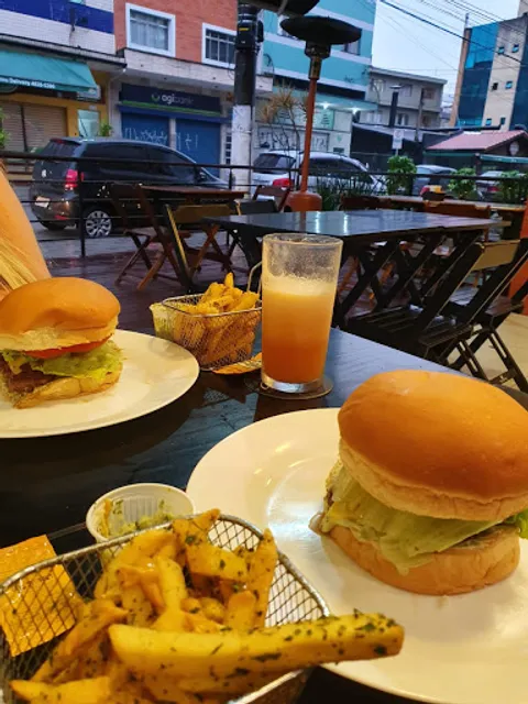 The Capital Burger Café