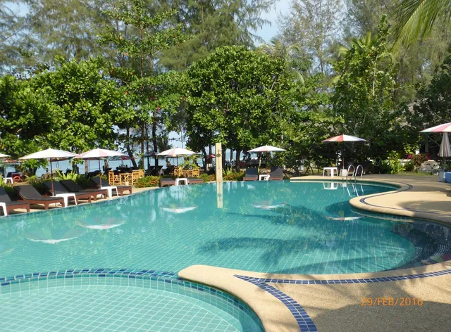 Lah Own Khaolak Resort