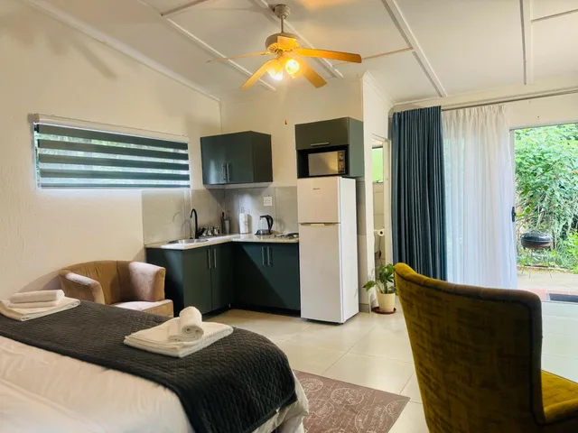 Busa House Caravan Park & Guest House