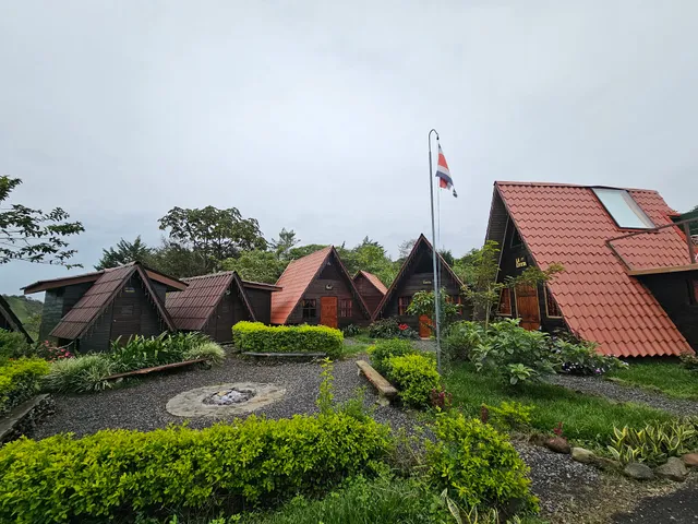 Casa Tucan & Camping