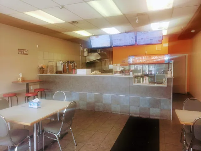 Taystee Donair & Pizza