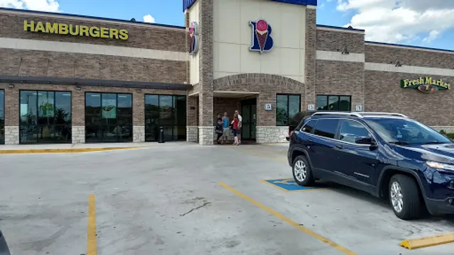 Braum's Ice Cream & Dairy Store