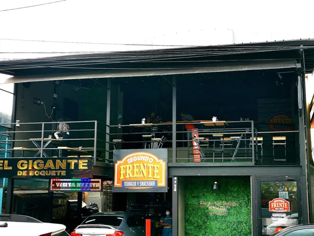 Segundo Frente Terraza y Snackbar