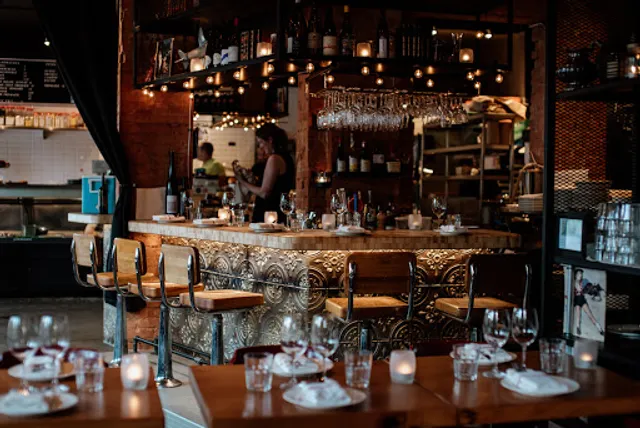 Provisions Bar à Vin