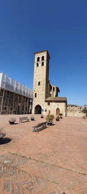 Of Redondesco Castle