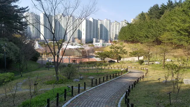Hwanho Sunrise Park