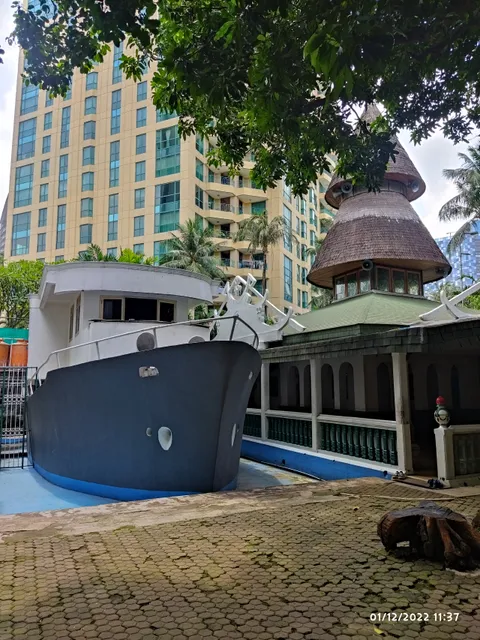 Masjid Perahu