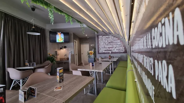 Dedos Playa de las Américas | Urban Diner - Smashburger