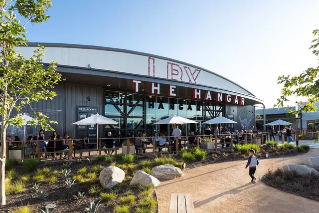 Long Beach Exchange Retail