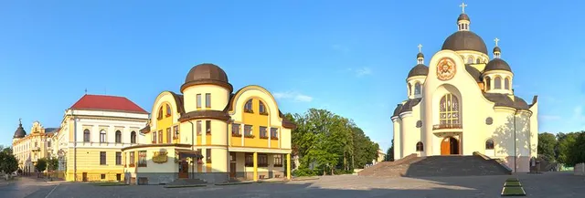 Katedralʹnyy Sobor Preobrazhennya Khrystovoho Uhkts