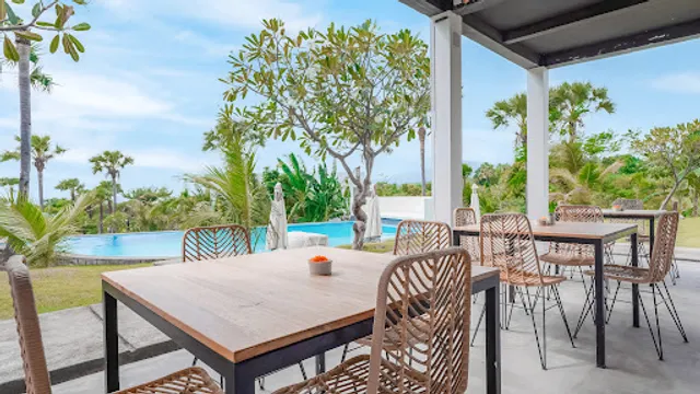 The Palm Restaurant & Rooftop