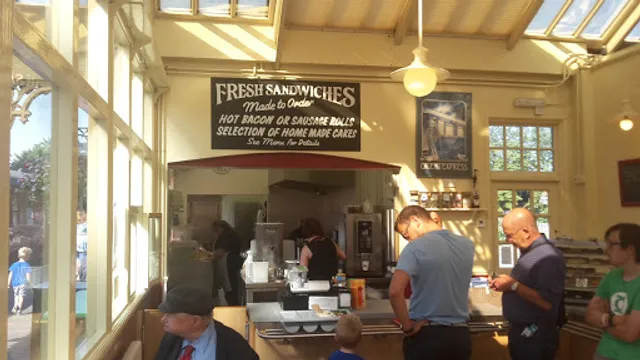 Old Luggage Office Refreshment Room