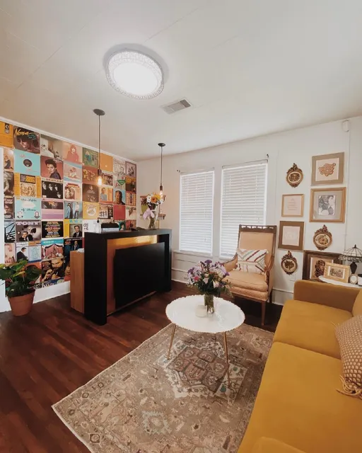 The Mad House Beauty Lounge