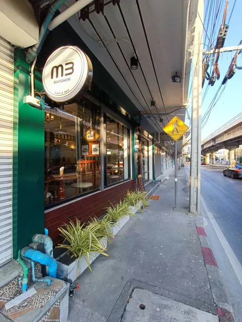 M3 Bangkok Bake & Bed