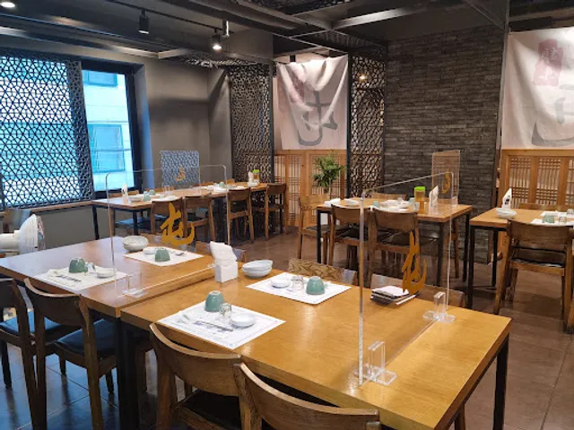 Jindong Sashimi House