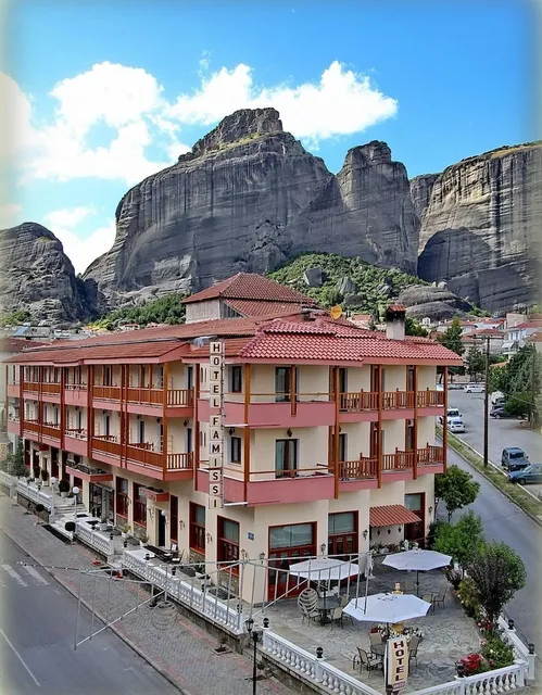 Kosta-Famissi Hotel