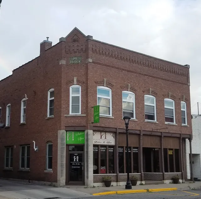 Headquarter's & Co Salon & Spa