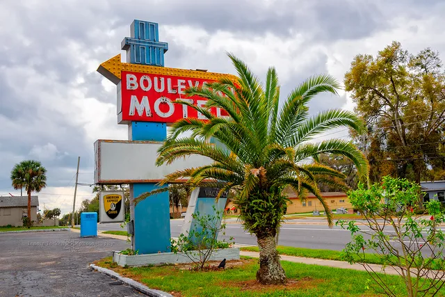The Boulevard Motel of Deland