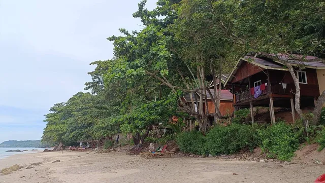 Kohjum Seafront Resort