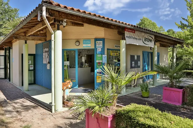 CAMPING Dordogne LAIR