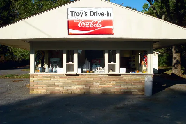 Troy's Drive-In