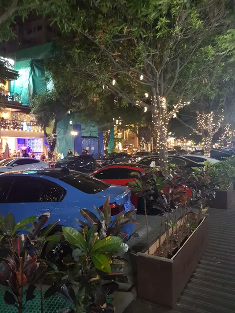 Huweishan Park （South Gate）