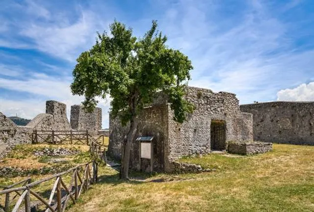 Castel San Pietro Romano