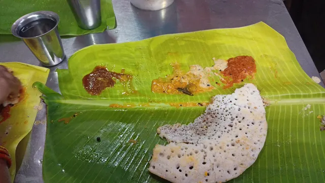 Govindhan Tiffin Kadai