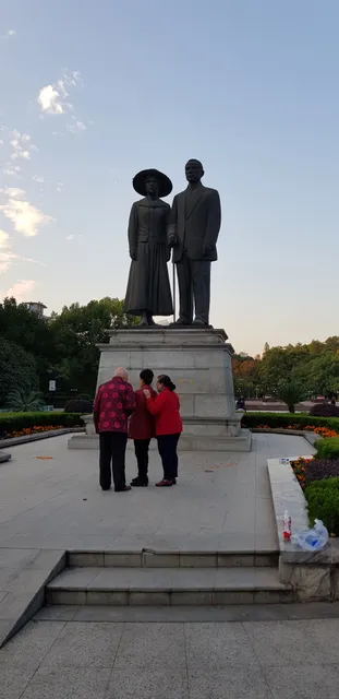 Zhongshan Park （South Gate 2）