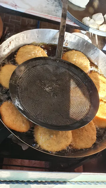 Mahadev Namkeen Bhandar