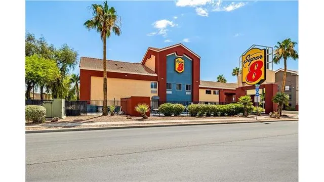 Super 8 by Wyndham Marana/Tucson Area