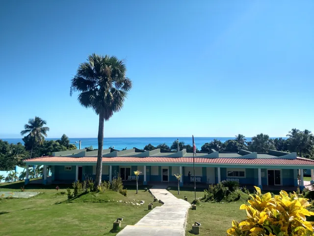 Escuela Taller y Museo Larimar