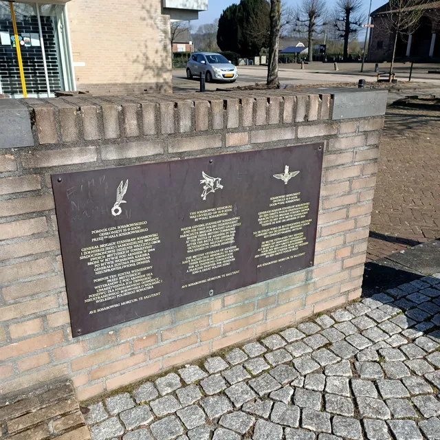 Polen Monument Driel