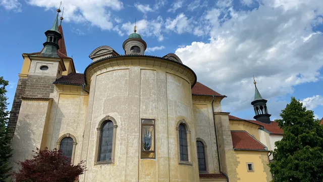 Klášter bosých karmelitánů