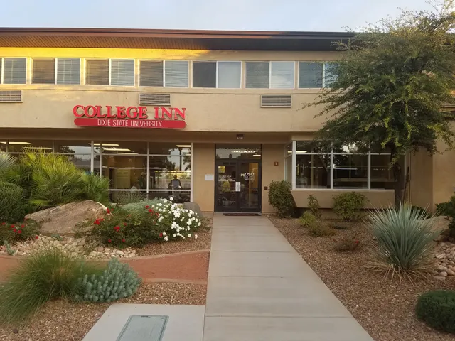 University Inn "College Inn"
