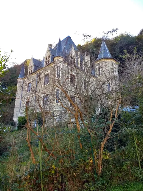 Maison Familiale Caisse d'Activité Sociale des Electriciens et Gaziers Maison Familiale C.A.S.E.G.