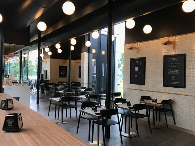 DiQua Café & Toasteria