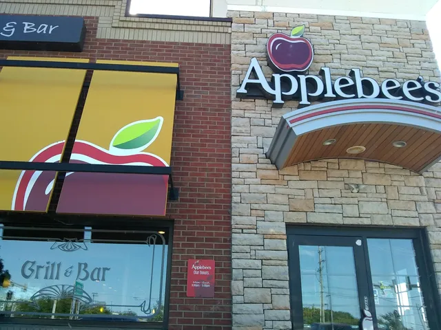 Applebee's Grill + Bar