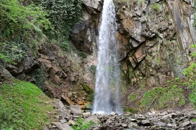 Cascata di Tret