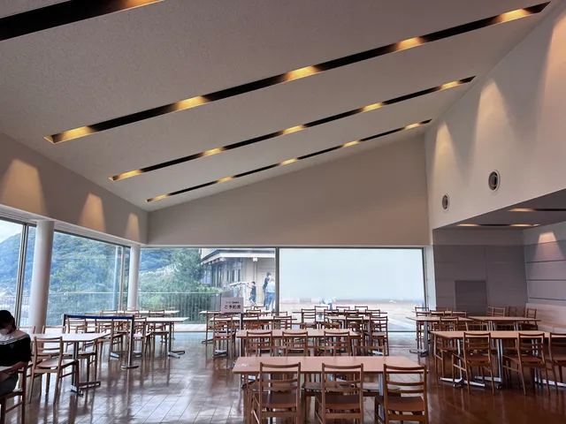 カフェ＆レストラン テラス