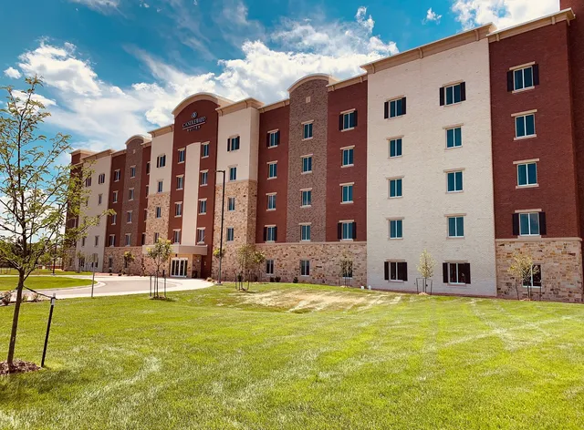 Candlewood Suites Building 7306