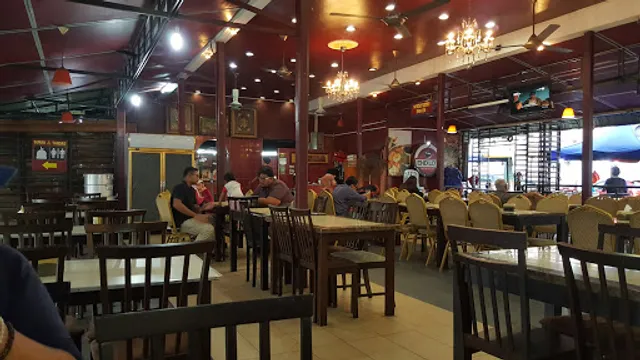 End Lot Bistro And Cafe