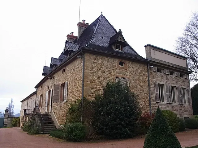 THE MANSION COLLONGES Bed and Breakfast