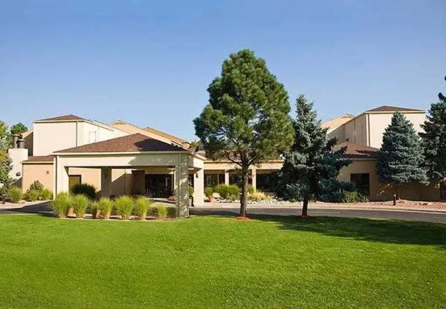 Courtyard by Marriott Denver Central Park