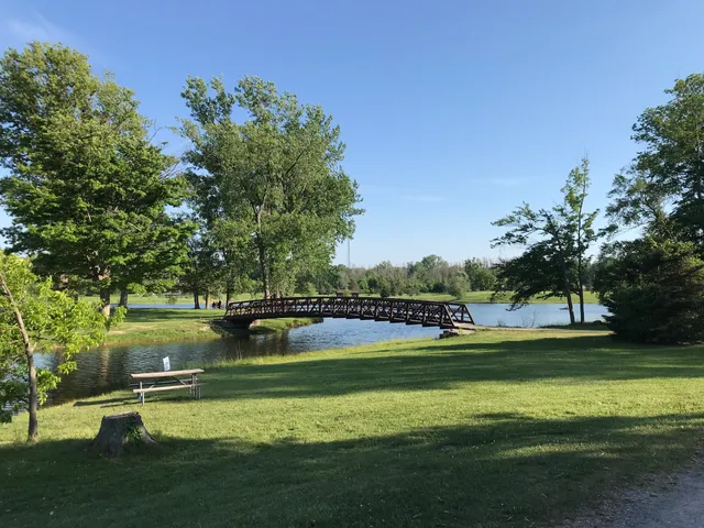 Darien Lakes State Park